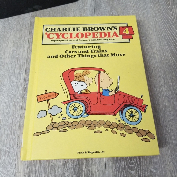 Charlie Brown's 'Cyclopedia 1-4 - Picture 6 of 10
